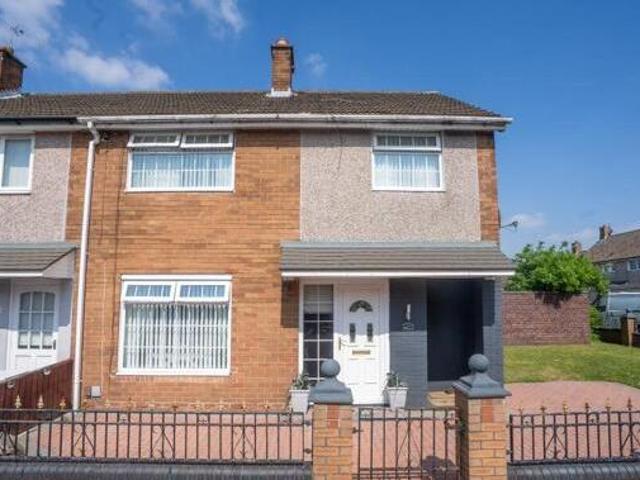 House for sale in Calderstones