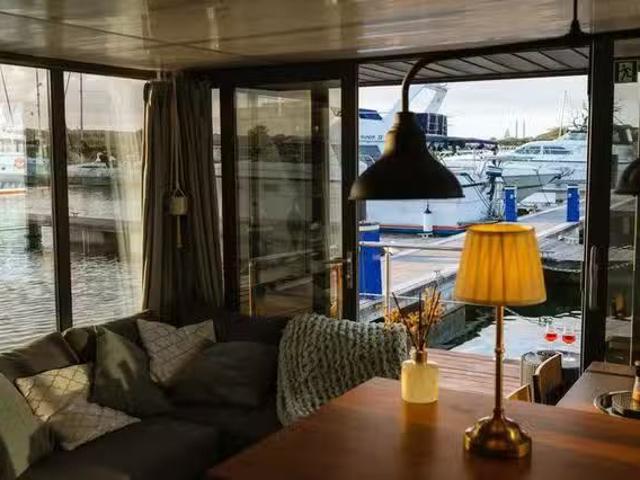 Apartment for rent in Whippingham, Isle Of Wight