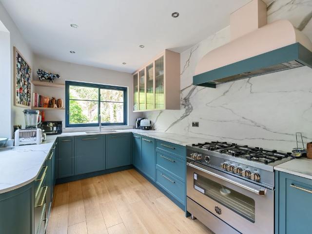 Apartment for rent in Hornsey, Greater London