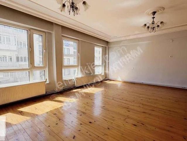 Sırakapılar Mahallesi, Merkezefendi içerisinde kiralık mülk