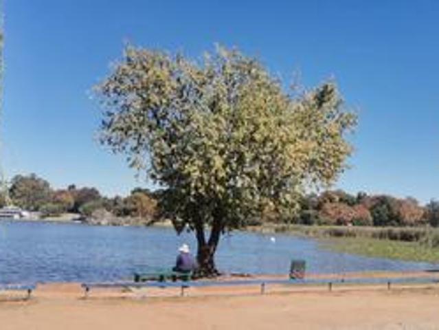 Townhouse for sale in Nooitgedacht, Gauteng
