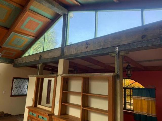 Charming one level home, Patzcuaro