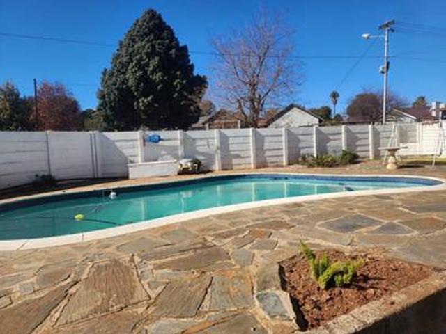 House for sale in Mohlakeng, Gauteng
