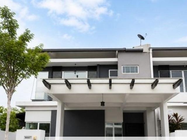 House for sale in Sendayan Village, Negeri Sembilan