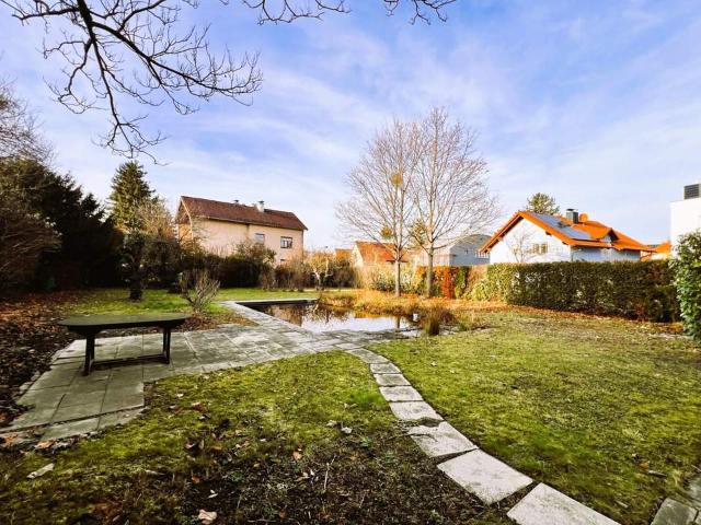 Grundstück kaufen in Liesing, Wien