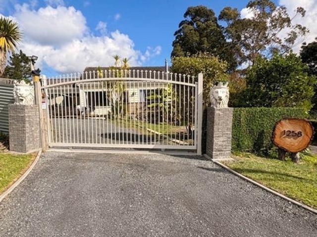 House for rent in Whangaparaoa, Oroua County