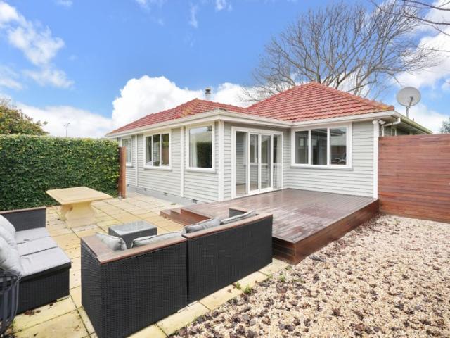 House for rent in Chaslands, Canterbury