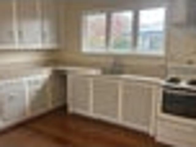 House for rent in Chaslands, Canterbury