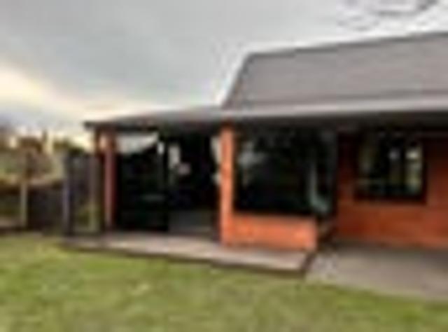 Townhouse for rent in Redwood, Christchurch