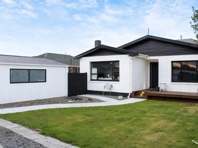 House for rent in Chaslands, Canterbury