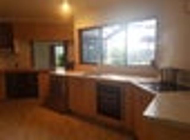 House for rent in Chaslands, Canterbury