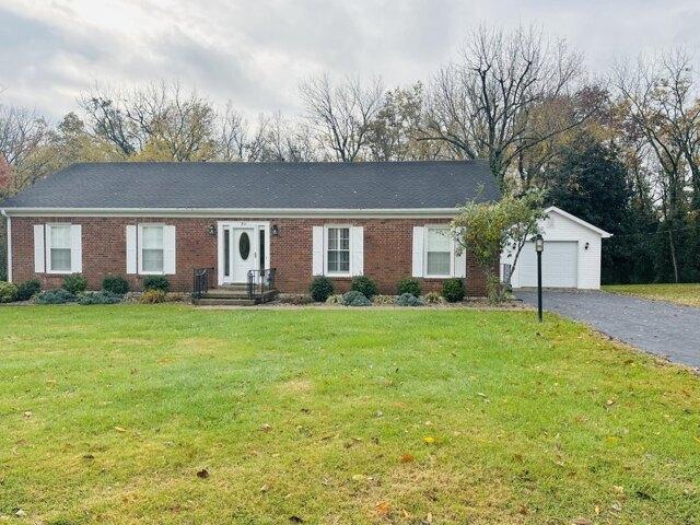 House for sale in Stanford, Kentucky
