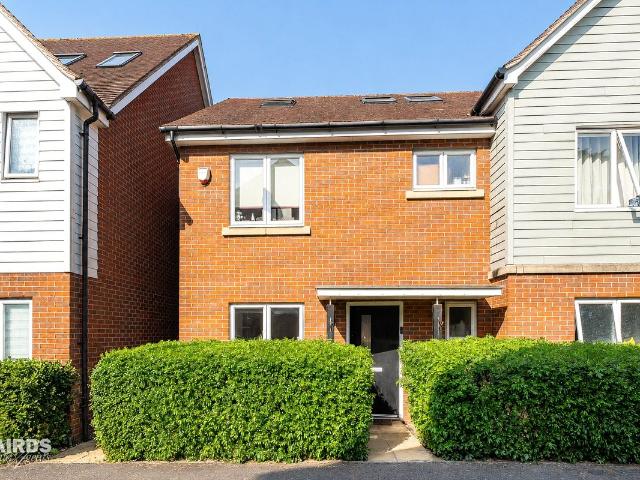 House for rent in Parkviews, Epsom and Ewell