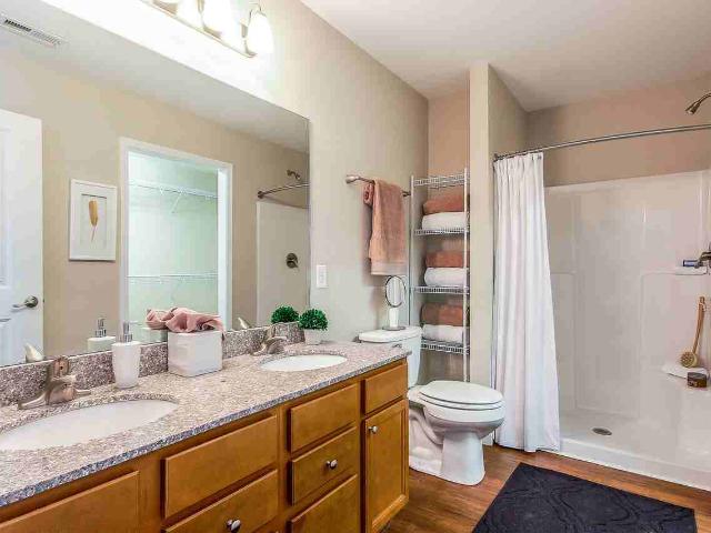 Condo for rent in Greenville