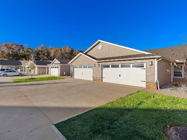 Condo for rent in Hickory, Catawba County