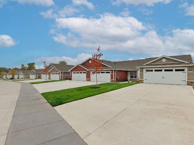 Condo for rent in Holt, Michigan