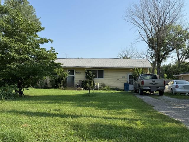 House for sale in East Saint Louis, Illinois