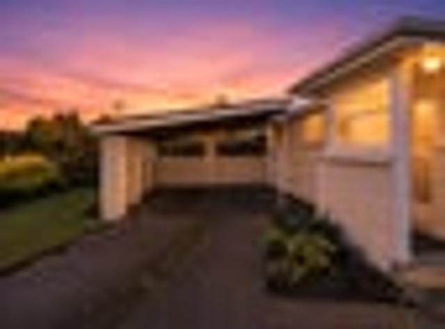 House for sale in Chaslands, Canterbury