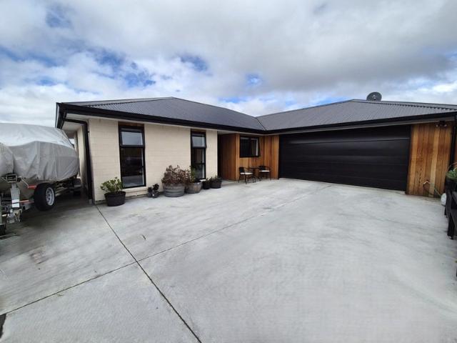 House for rent in Islington, Blenheim