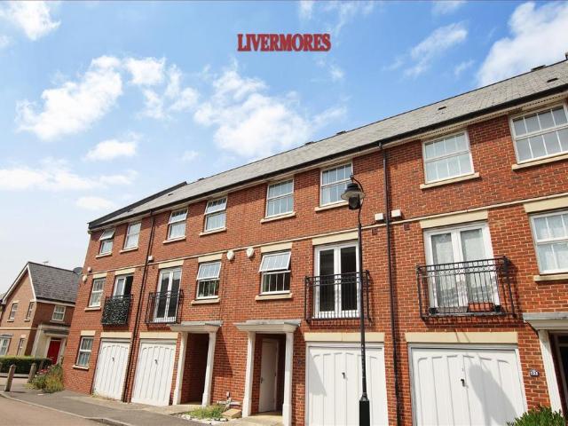 House for rent in Swanscombe and Greenhithe, Monks Orchard