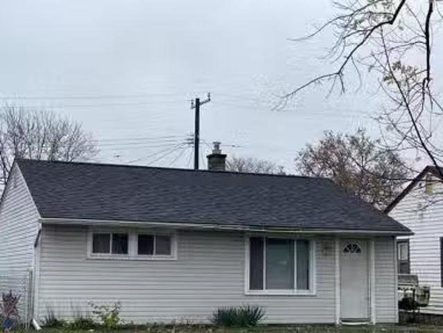 House for sale in Dearborn Heights