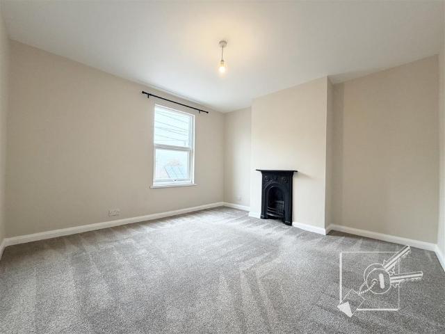 House for rent in West Street