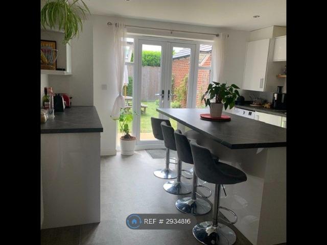 Room for rent in Evershot, Oxfordshire