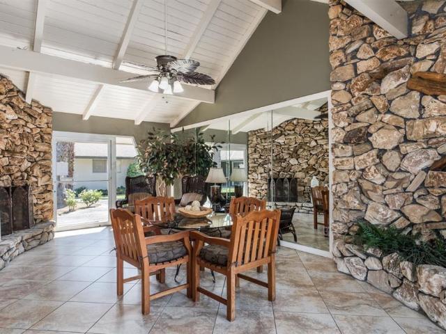 Apartment for rent in California
