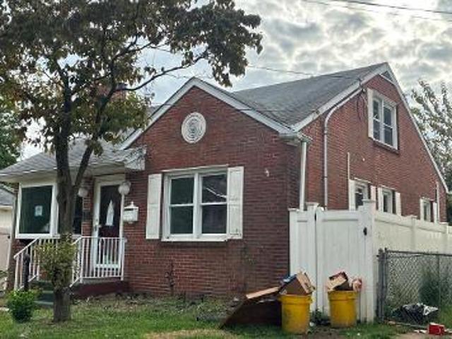 House for sale in Trenton, New Jersey