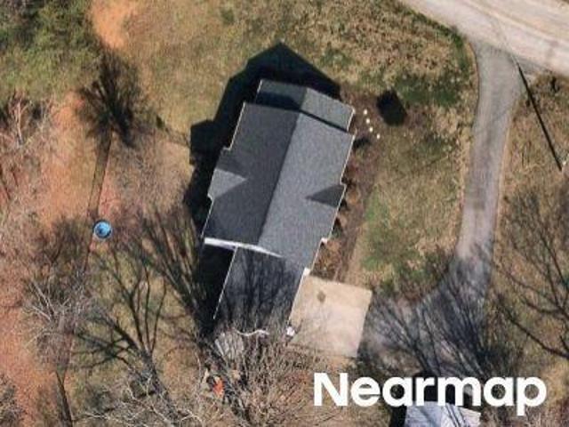 House for sale in Hiddenite, North Carolina