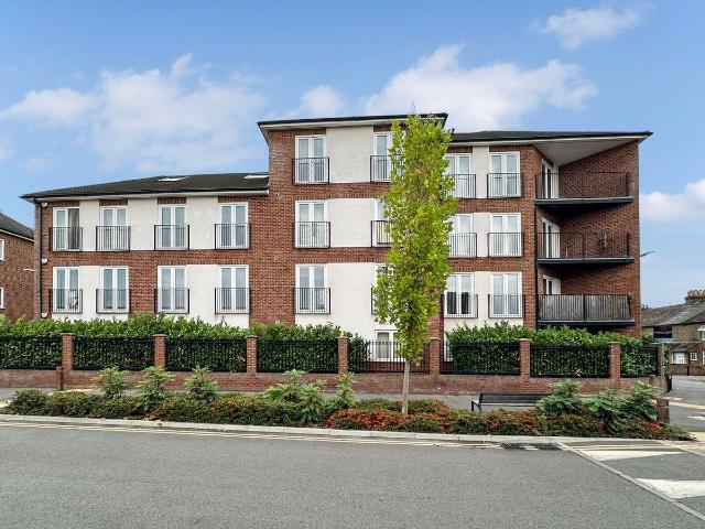 Apartment for rent in Slough