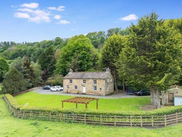 House for sale in Deepcut, Surrey