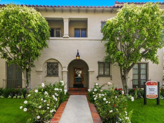 Apartment for rent in Beverly Hills, California