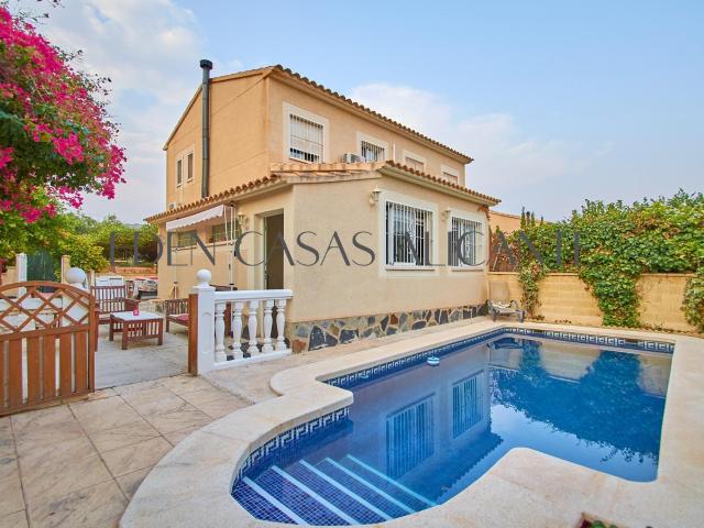 Casa en venta en Aigües, Valencia
