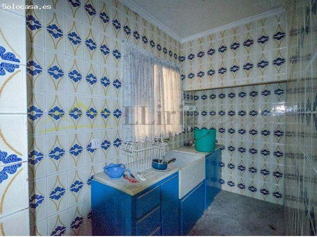 Casa en venta en el Camp de Túria, Valencia
