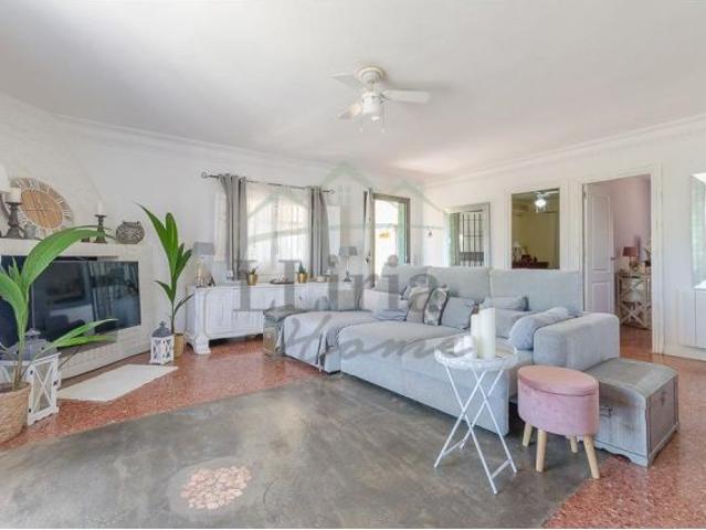 Casa en venta en La Serranía, Valencia