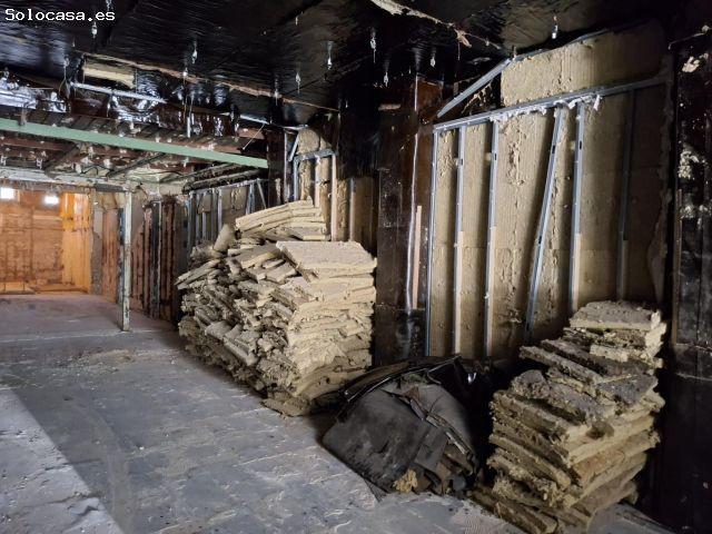 Local Comercial en venta en Valencia De Las Torres, la Petxina