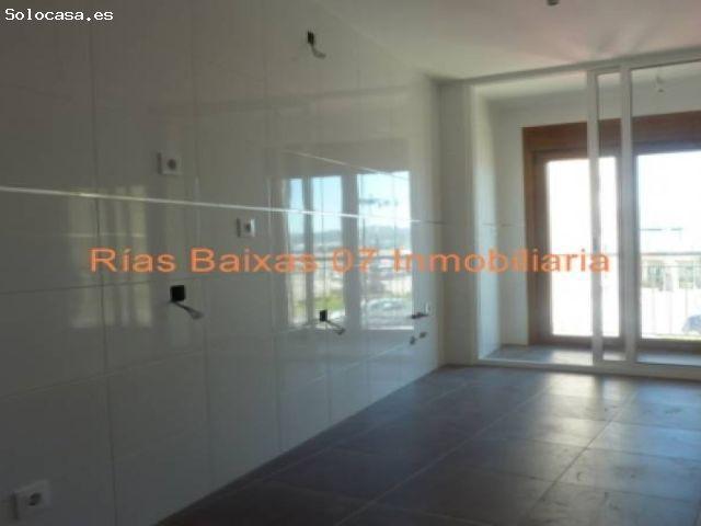 Piso en venta en Santa María do Porto de Marín, O Morrazo
