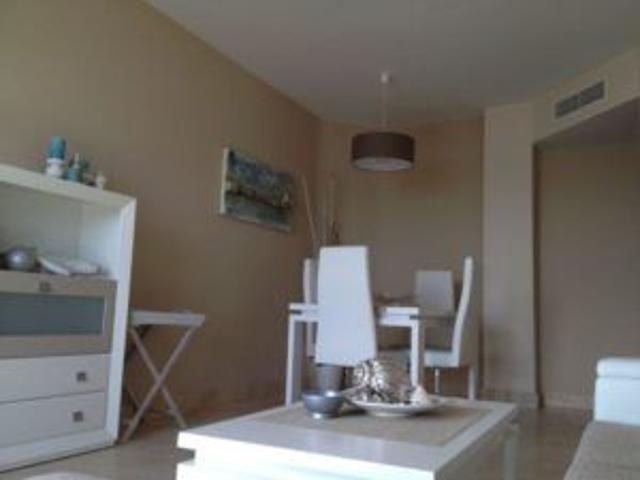 Apartamento en alquiler en Barriada Islas Canarias, Costa del Sol Occidental