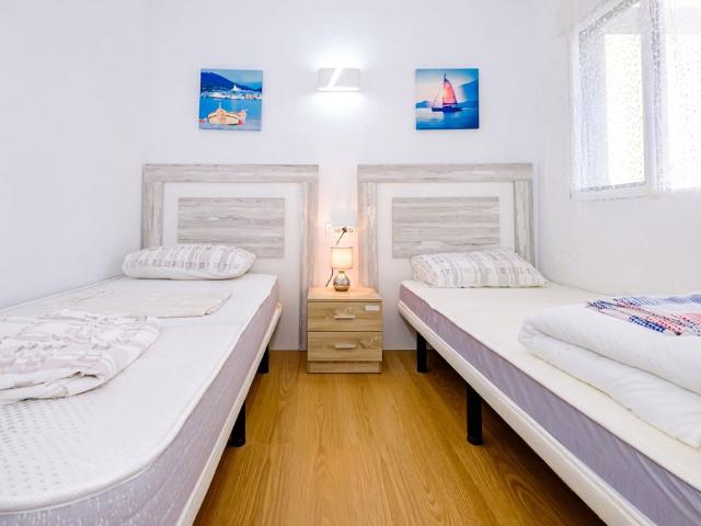 Apartamento en alquiler en Dehesa de Campoamor, Orihuela