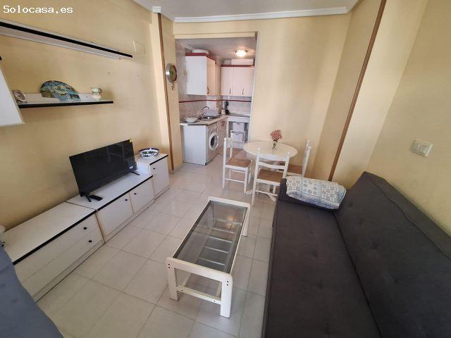 Piso en alquiler en Urbanización Calas Blancas, Torrevieja