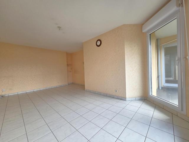 Appartement location à Église, Décines-Charpieu