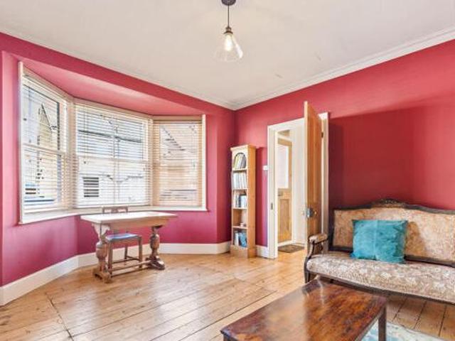 House for sale in Red Hill, Surrey