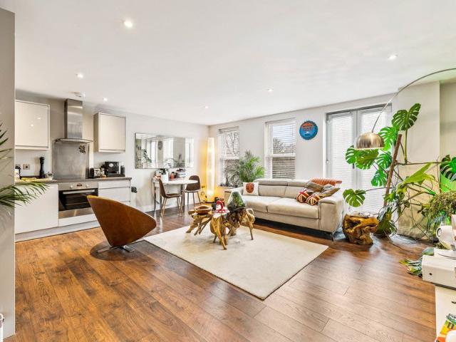 Apartment for rent in Reigate, Reigate and Banstead