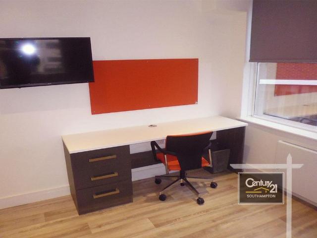 Studio for rent in The Polygon, City Of Southampton