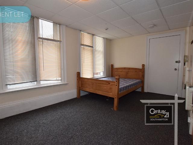 Studio for rent in Southampton, Westwood Park
