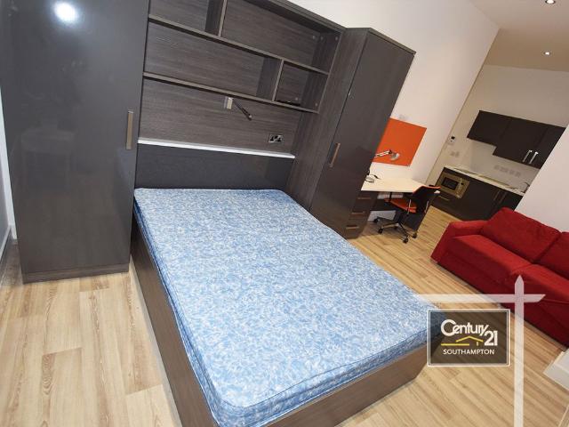 Studio for rent in The Polygon, City Of Southampton