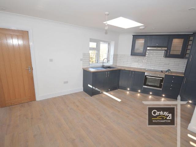 Apartment for rent in Helford, Hampshire