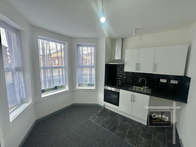 Studio for rent in Bitterne Manor, Southampton