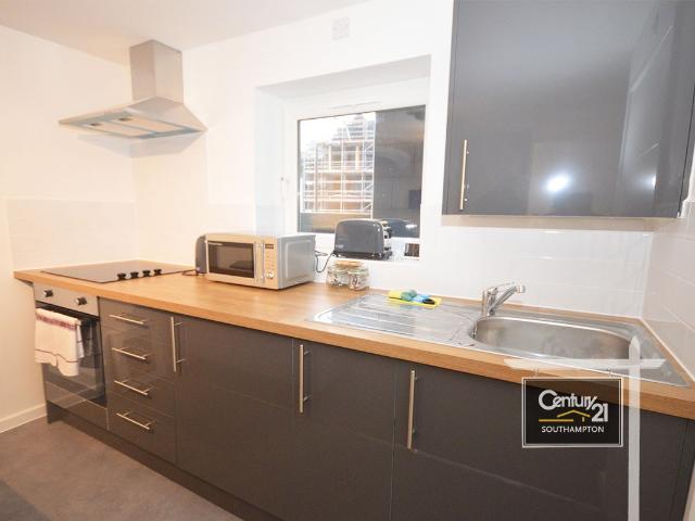 Apartment for rent in Below Bar, Southampton